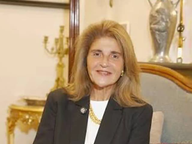 Mrs. Mona Barakat